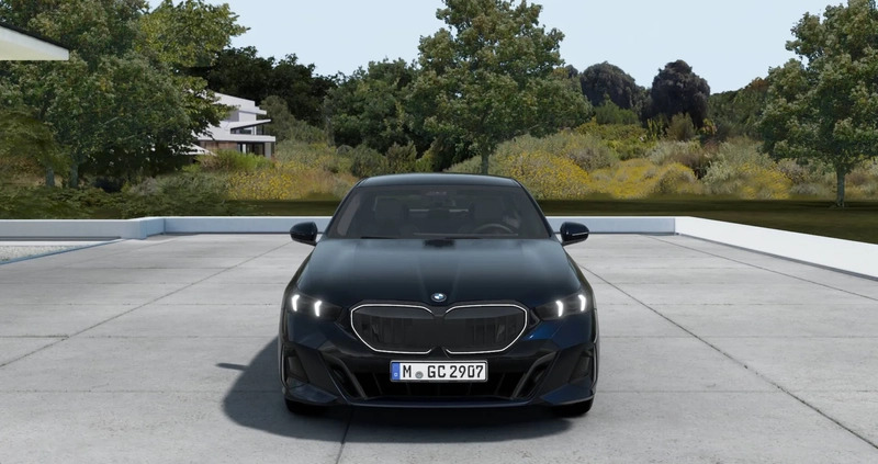 BMW Seria 5 cena 282800 przebieg: 5, rok produkcji 2024 z Białystok małe 11
